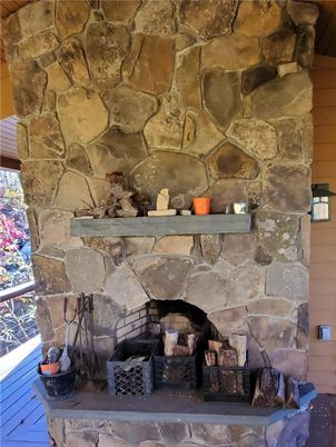 Exterior, Fireplace