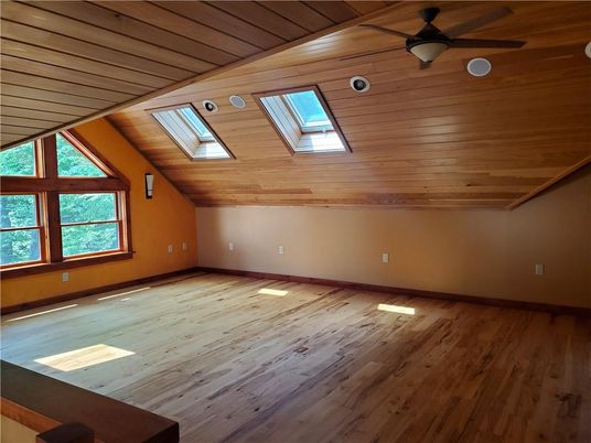 Empty room, Interior, Wooden Ceilings, Wood Texture Flooring, Wooden Walls