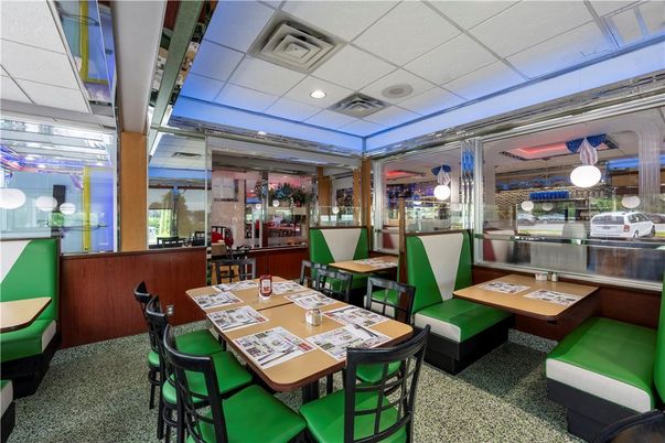 Dining room, Interior, Recessed Lighting