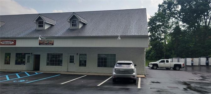 Exterior, Facade, Cape Cod