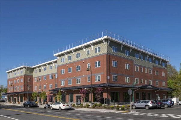 Exterior, Facade, Chicago School