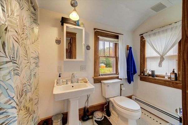 Bathroom, Interior