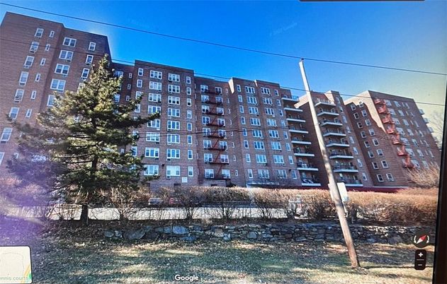 Exterior, Facade, Condo Building