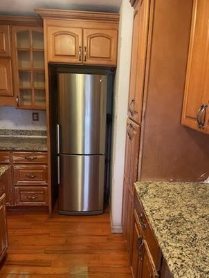 Interior, Kitchen, Stainless Steel Appliances, Wood Texture Flooring