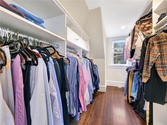 Interior, Recessed Lighting, Walk-in Closets, Wood Texture Flooring