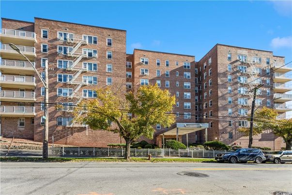 Exterior, Facade, Condo Building