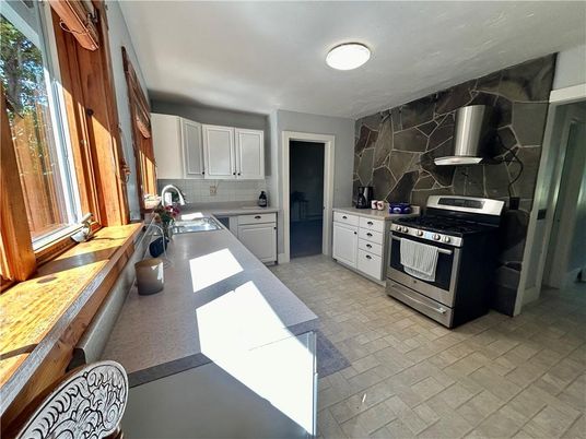 Interior, Kitchen, Stainless Steel Appliances