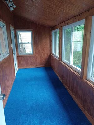 Empty room, Interior, Wooden Ceilings, Wooden Walls