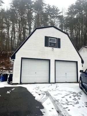 Detached Garage, Exterior
