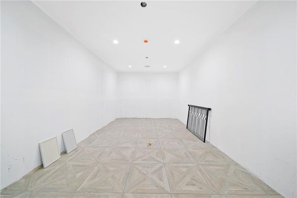 Interior, Recessed Lighting