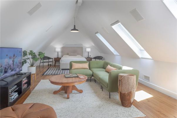Bedroom, Interior, Living room, Pendant Lights, Wood Texture Flooring
