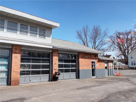 Attached, Exterior, Facade, Brick Facade, Modern