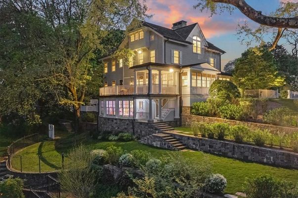 Backyard, Exterior, Facade, Queen Anne Victorian