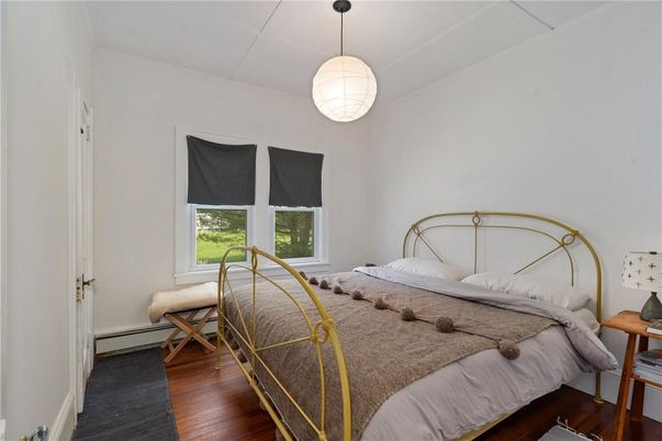 Bedroom, Interior, Pendant Lights, Wood Texture Flooring