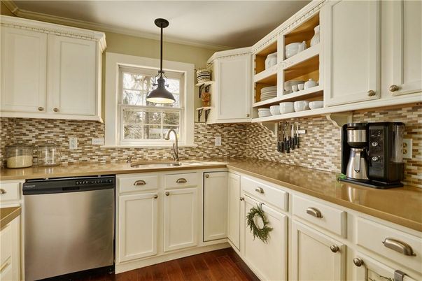 Interior, Kitchen, Pendant Lights, Stainless Steel Appliances, Wood Texture Flooring