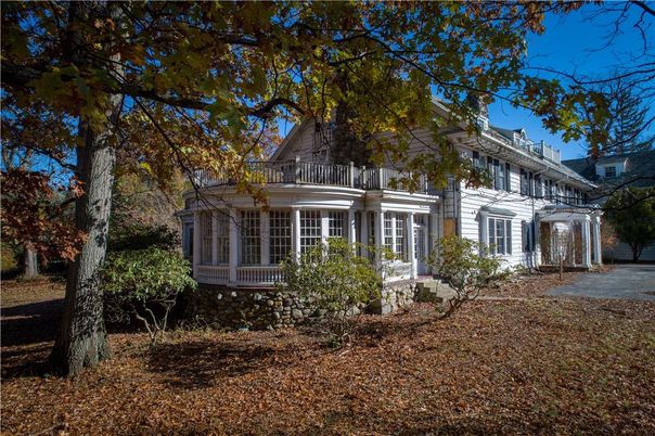 Backyard, Exterior, Facade, Georgian