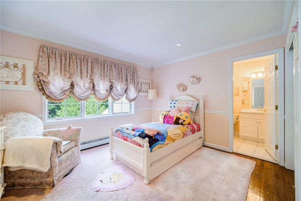 Bathroom, Bedroom, Interior, Recessed Lighting, Wood Texture Flooring