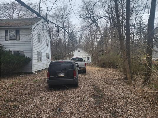Detached Garage, Exterior
