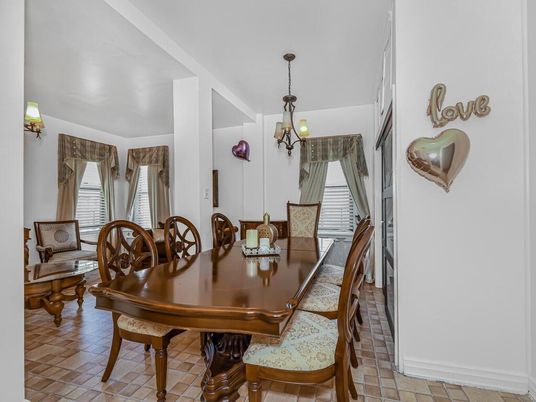 Dining room, Interior, Pendant Lights