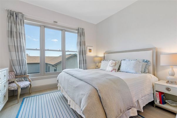 Bedroom, Interior, Water