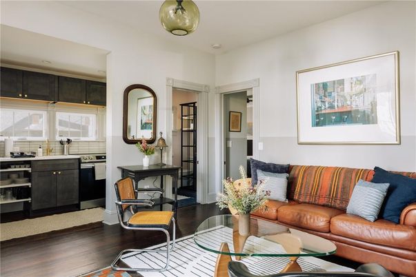 Interior, Kitchen, Living room, Pendant Lights, Wood Texture Flooring