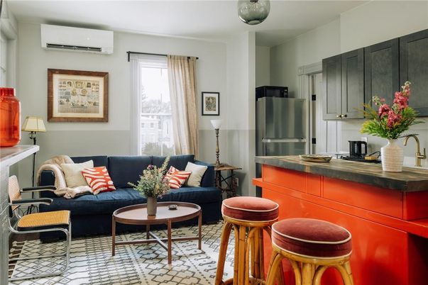 Interior, Kitchen, Living room, Stainless Steel Appliances