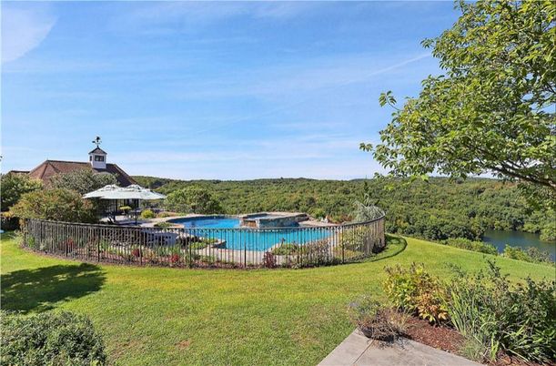 Backyard, Exterior, Pool, Water