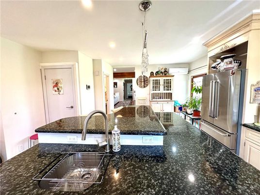 Interior, Kitchen, Pendant Lights, Recessed Lighting