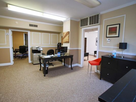 Home Office, Interior