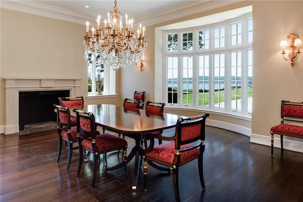 Chandelier, Dining room, Fireplace, Interior, Wood Texture Flooring