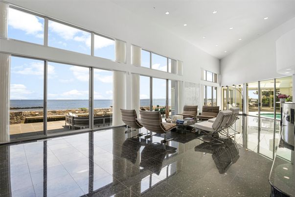 Dining room, Interior, Recessed Lighting, Water