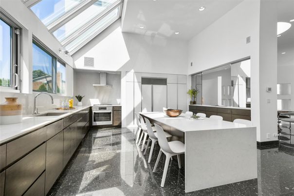 Dining room, Interior, Kitchen, Recessed Lighting, Stainless Steel Appliances