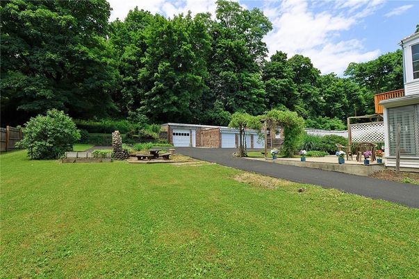 Backyard, Detached Garage, Exterior