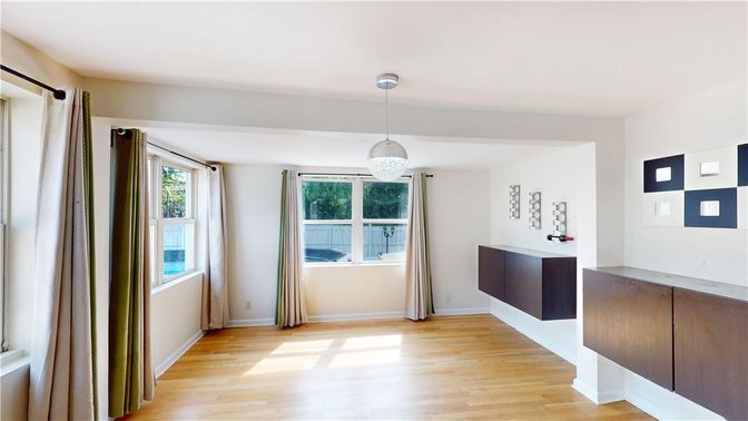 Empty room, Interior, Pendant Lights, Wood Texture Flooring