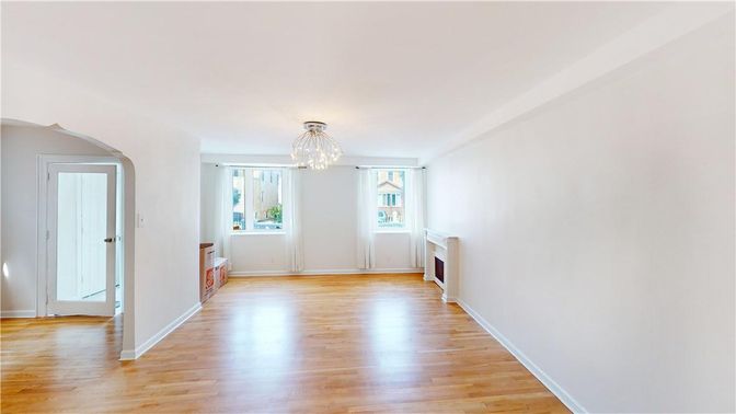 Chandelier, Empty room, Interior, Wood Texture Flooring