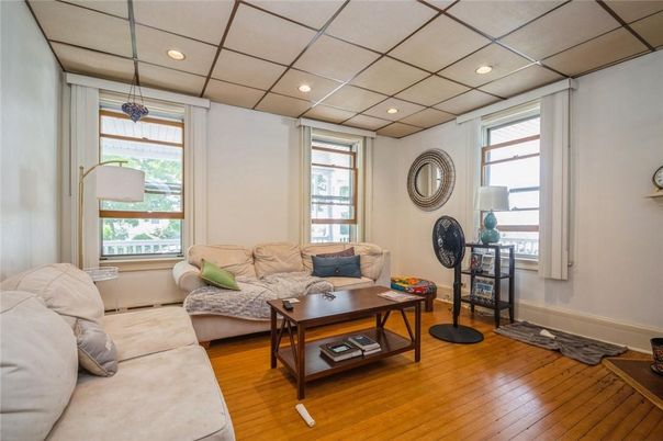 Interior, Living room, Pendant Lights, Recessed Lighting, Wood Texture Flooring