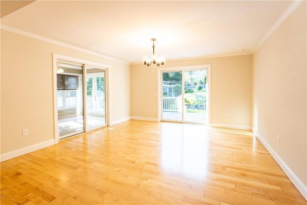 Chandelier, Empty room, Interior, Wood Texture Flooring