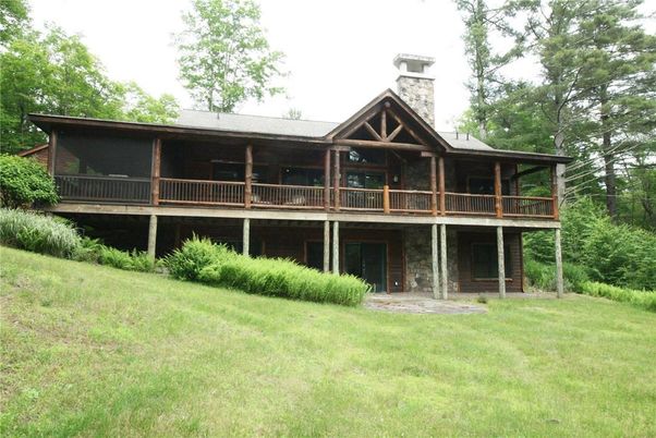 Backyard, Exterior, Facade, Log Home
