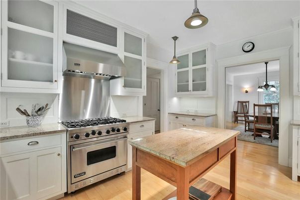 Dining room, Interior, Kitchen, Pendant Lights, Stainless Steel Appliances, Wood Texture Flooring