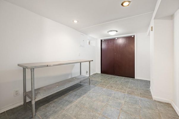 Interior, Recessed Lighting