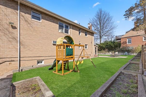 Backyard, Exterior, Playground