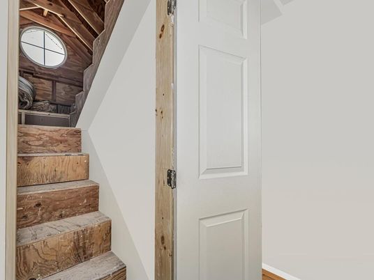 Interior, Wooden Beams