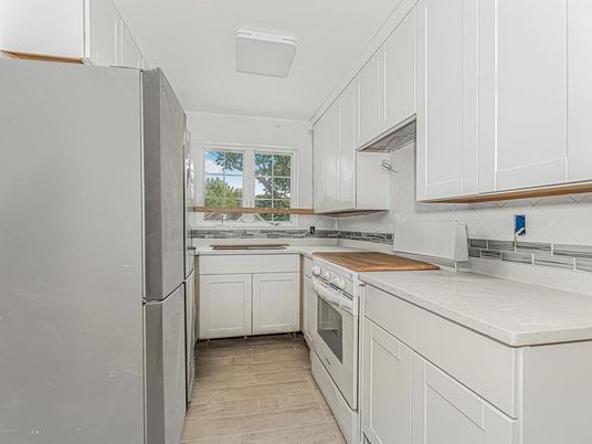 Interior, Kitchen, Wood Texture Flooring