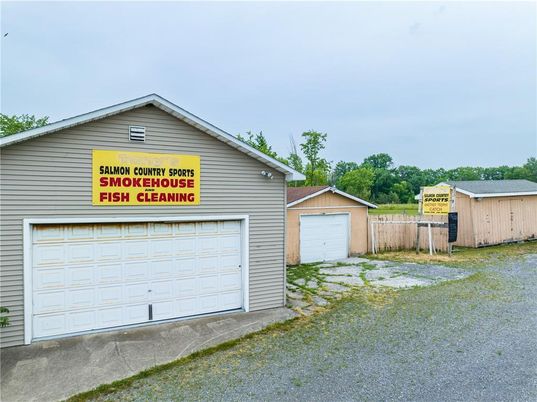 Detached Garage, Exterior