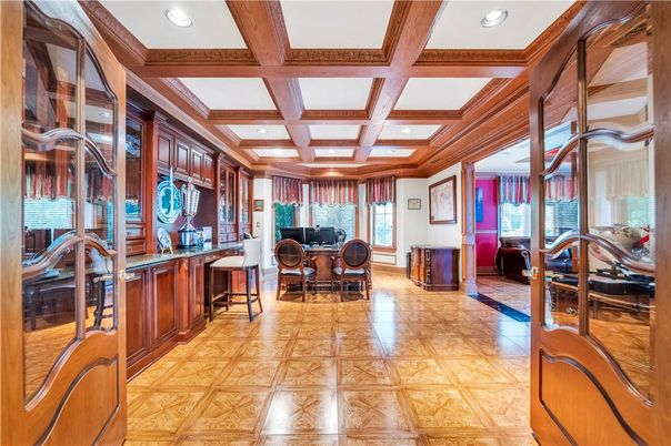 Home Office, Interior, Recessed Lighting, Wooden Beams