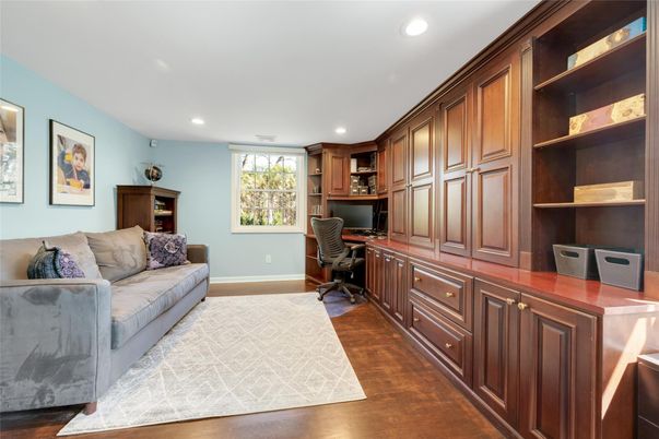 Home Office, Interior, Recessed Lighting, Wood Texture Flooring