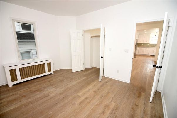 Empty room, Interior, Kitchen, Recessed Lighting, Wood Texture Flooring