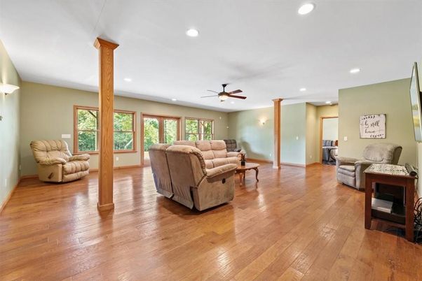 Interior, Living room, Recessed Lighting, Wood Texture Flooring