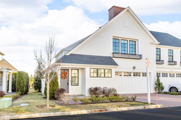 Attached, Exterior, Facade, Farmhouse