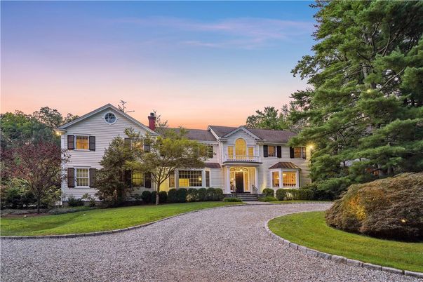 Backyard, Exterior, Facade, Farmhouse